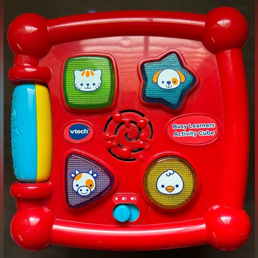V-Tech Interactive Busy Learn Activity Cube for Babies